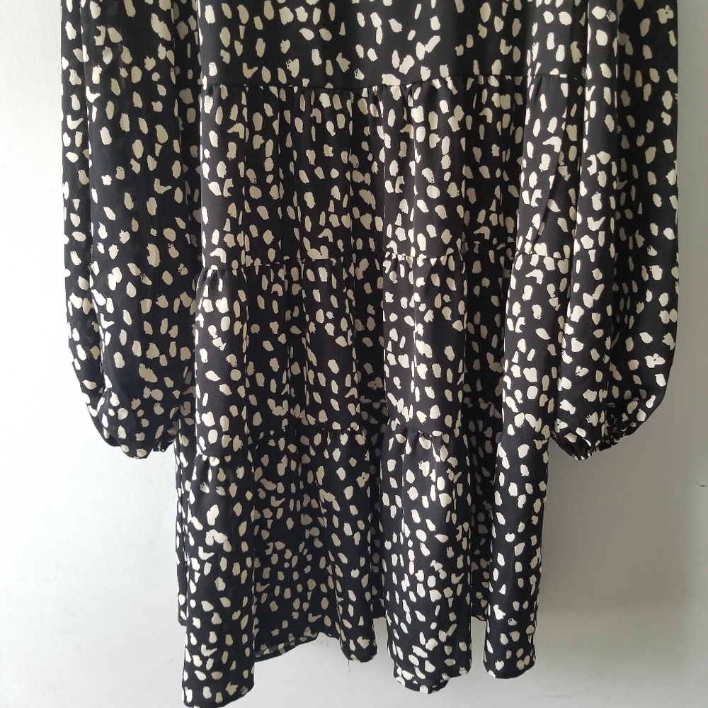 Ee:Some Printed Long Sleeve Tiered Babydoll Dress Medium - Picture 5 of 8